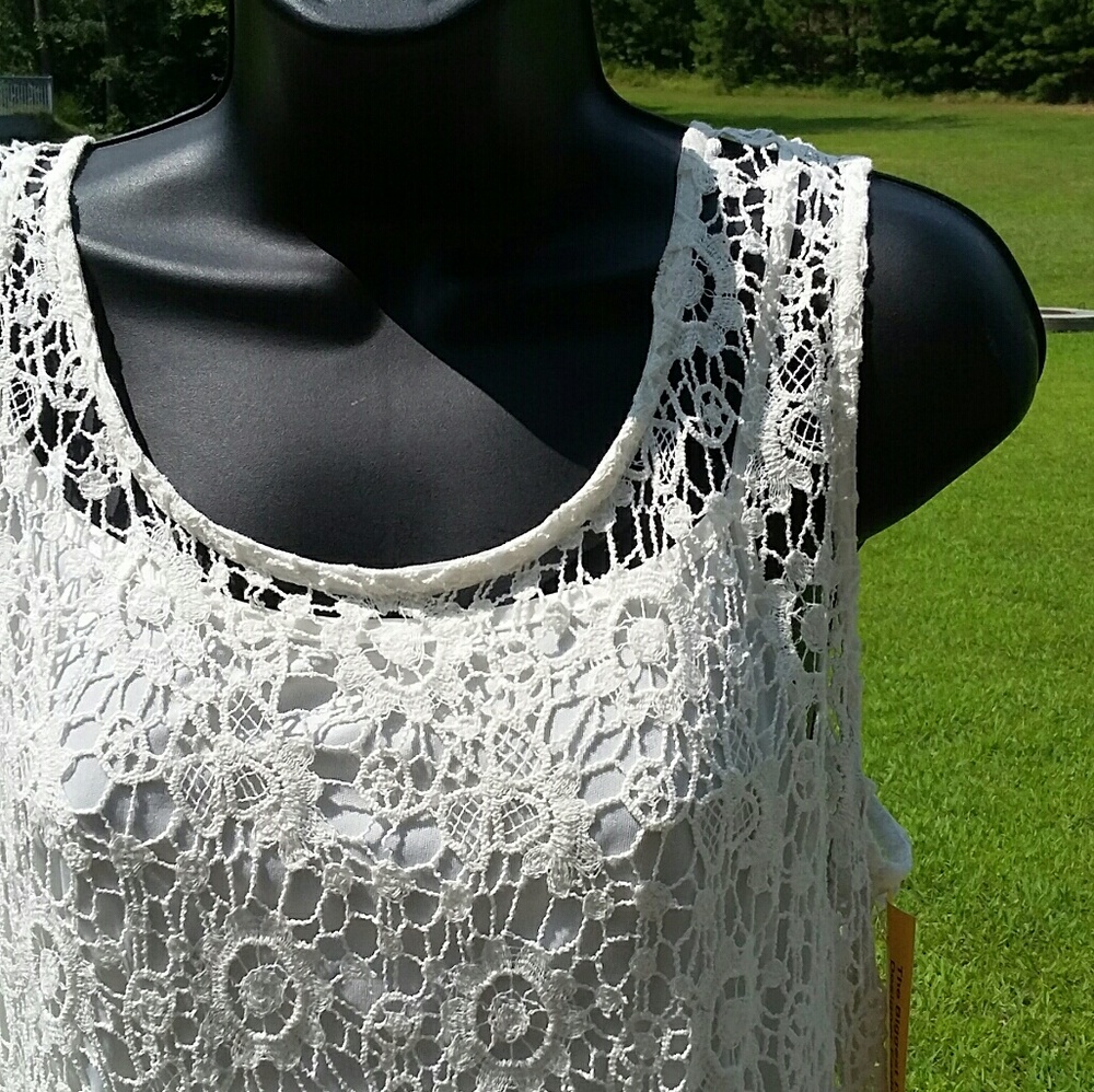 NWT Adiva Crochet Lace Hi Lo Top